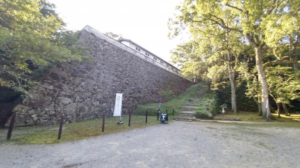 藤兵衛丸の石垣群