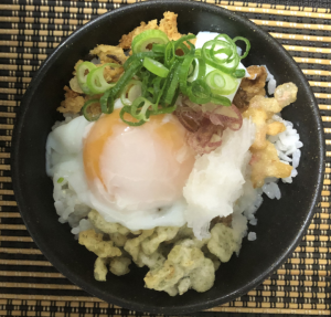 鯛の揚げ玉　鯛のたぬき丼