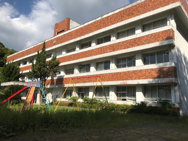 南部小学校