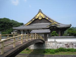 簡野道明記念吉田図書館