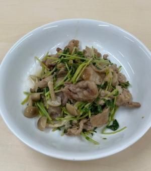 豚肉と豆苗の炒め物