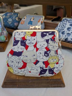 角型がま口ポーチ