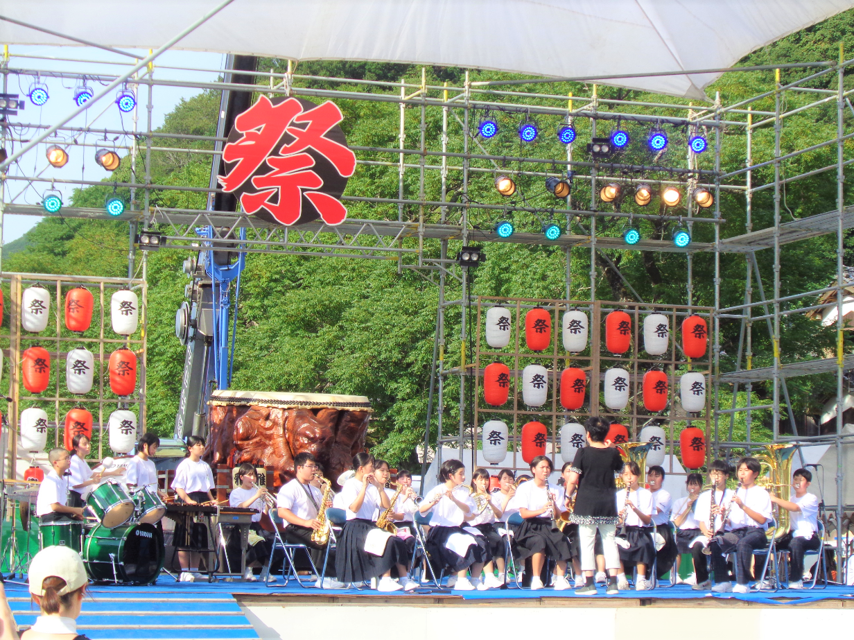吹奏楽部演奏