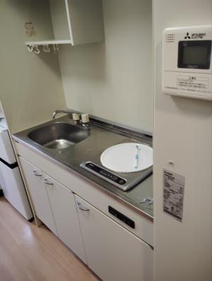 4.ミニキッチン・電気温水器