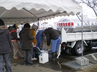 応急給水支援（大崎市）の写真2