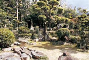 明源寺庭園