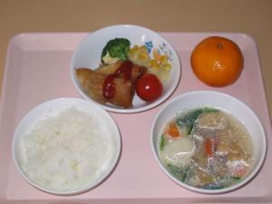 給食